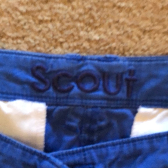 Shorts - Picture 2 of 3